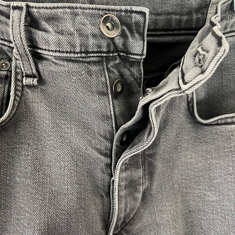 rag & bone Men's Gray Slim Jeans - Picture 4 of 15